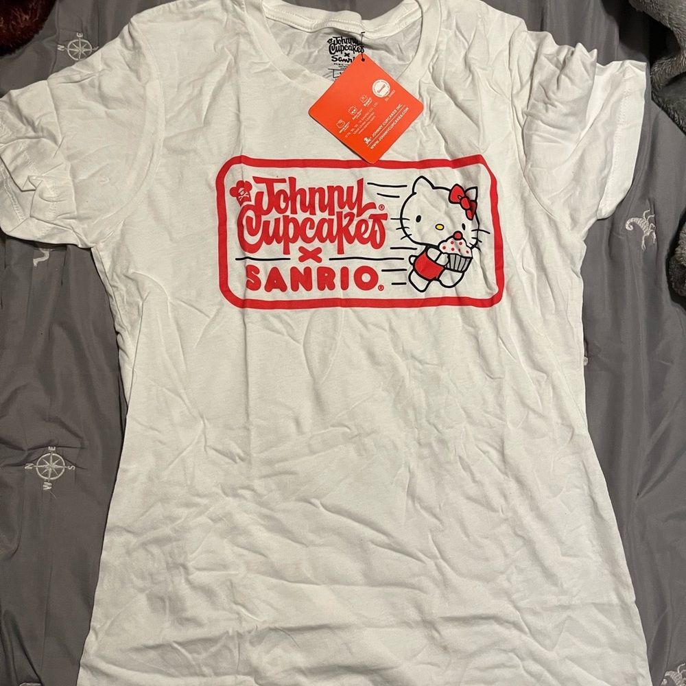 Johnny Cupcakes x Sanrio Womens shirt L